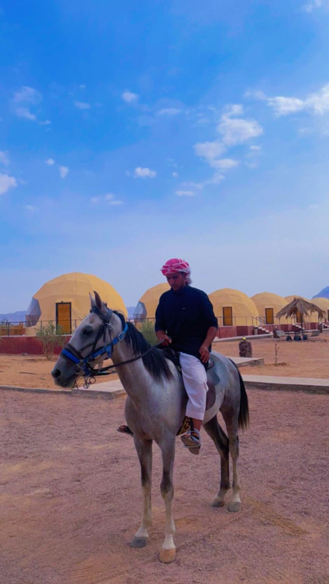 Adel Rum Camp Bubbles Wadi Rum Buitenkant foto