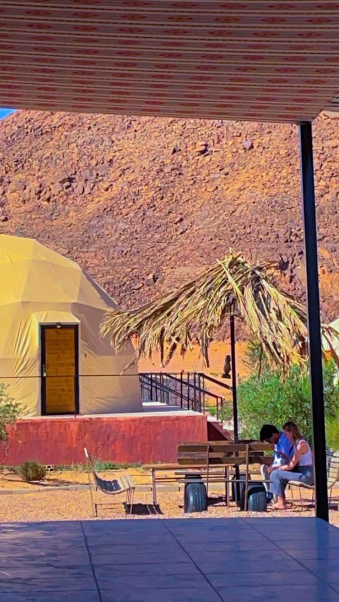 Adel Rum Camp Bubbles Wadi Rum Buitenkant foto