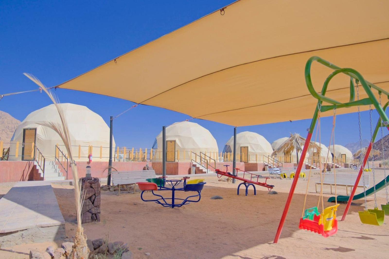 Adel Rum Camp Bubbles Wadi Rum Buitenkant foto