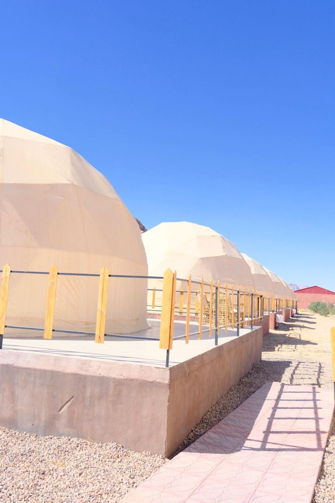 Adel Rum Camp Bubbles Wadi Rum Buitenkant foto